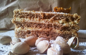 Pseudo Layer Cake Noix caramélisées et Pistaches